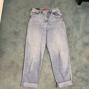 Gloria Vanderbilt High rise Mom Jeans